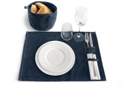 Denim placemat with cutlery pocket